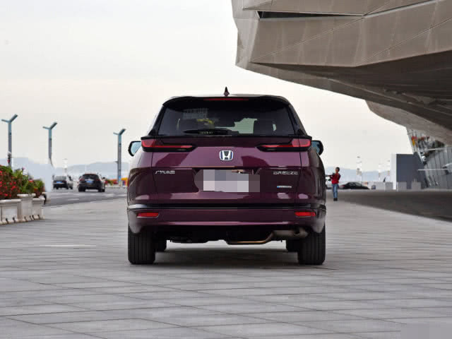 本田皓影：本田又一王炸，193马力，油耗4.9L，比汉兰达香多了