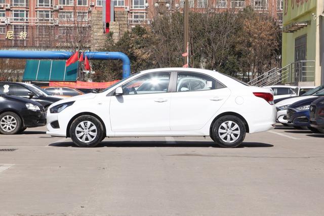 驾照|刚拿驾照的适合开什么车？这五款合资家轿，皮实还不贵，可供参考