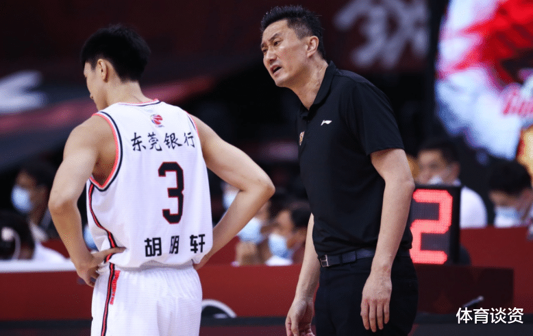 香港|22分大胜！广东夺赛点，易建联7中1仍打爆辽宁，3将64+17+12哄抢FMVP