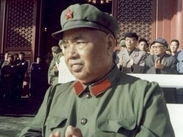 【江腾蛟】气跑许世友的江腾蛟有多猛？曾用手抠出腹部子弹，后被毛主席免职