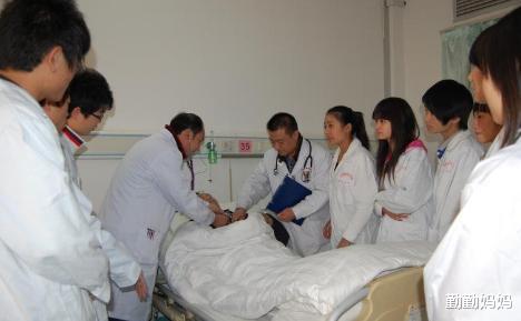 西南医科大学|我国这2所医科大学被“高估”，并非985或211，但却挂“中国”名头