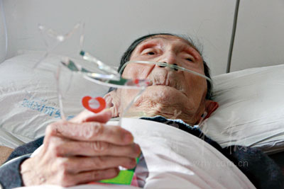 ##人快死前的四个征兆,如果出现第三个最多也就剩下几天时间了