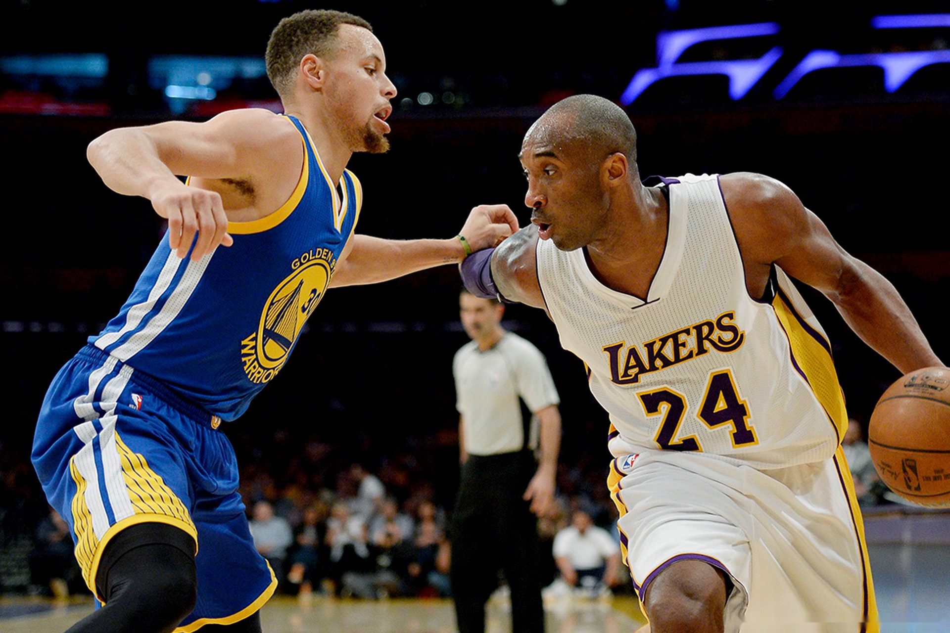 斯蒂芬·库里|100分！32岁库里爆发带领勇士赢球，却是我最不想看到的局面