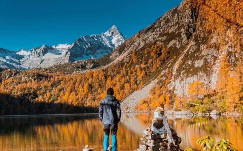 亚丁|被数十座海拔超5000米的雪山环绕的党岭 惊艳风光不逊色亚丁