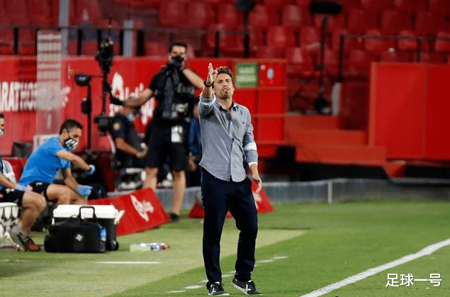 皇家贝蒂斯▲85分钟2-1反超！90分钟2-2！武磊恩师一脸黑线，14年耻辱纪录诞生