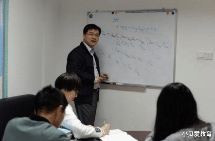 家庭经济|为什么研究生导师，都爱打听学生“家庭情况”？原因和你想的不同