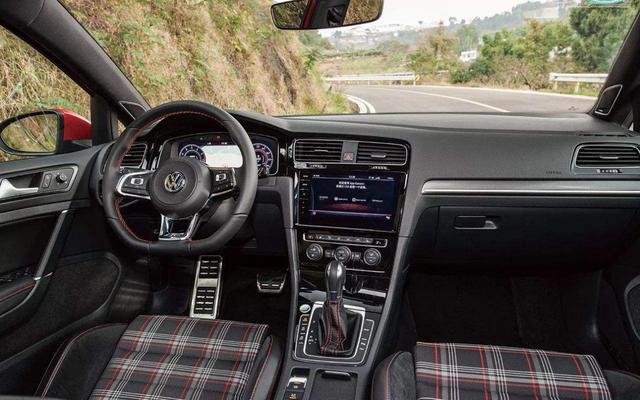 『年检』15万落地买不了思域,但你可以抄底这3款合资车,降价力度很大