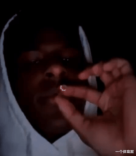 勒布朗·詹姆斯|夺冠雪茄照，詹姆斯最霸气，乔丹最嚣张，看到库里没绷住