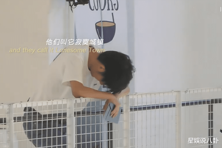 心动的信号|《心动的信号》质量下降，反观隔壁恋综虐恋，堪称现实版甄嬛传