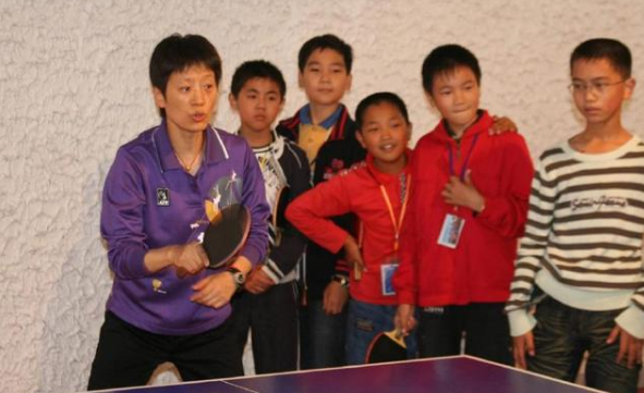 王楠▲她是国乒功臣，辛苦执教27年，却被迫离队，现58岁仍孤身一人