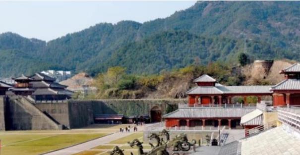 旅行|中国“最假”的景区，人人都知道是假货，却心甘情愿花钱去看