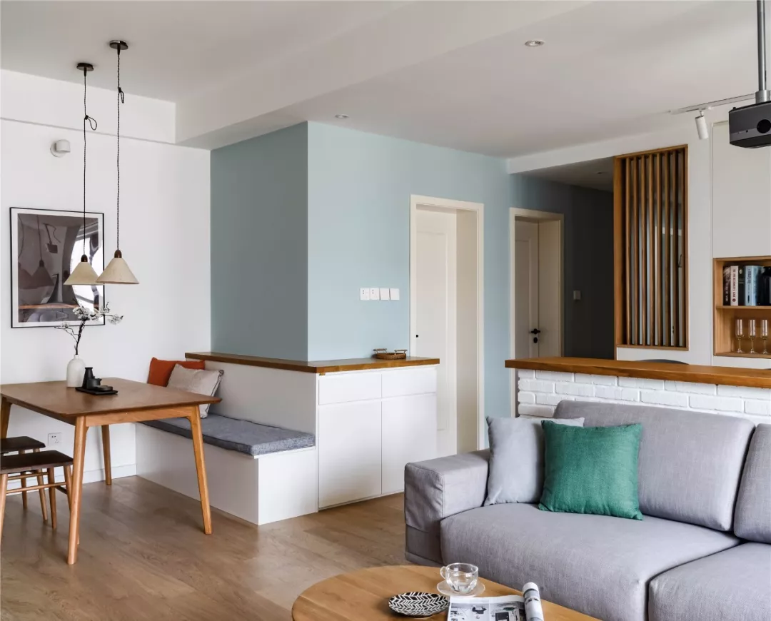 『』94平北欧，沙发墙改成小吧台，衣帽间装黑框推拉门，通透实用！