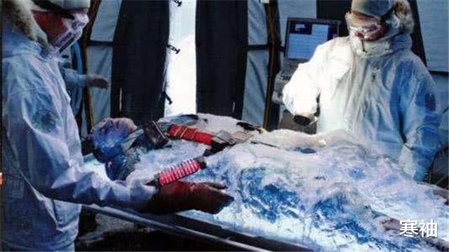 #科学家#疯狂科学家为获永生,大胆注射350万年前猛犸象细菌,结果如何?