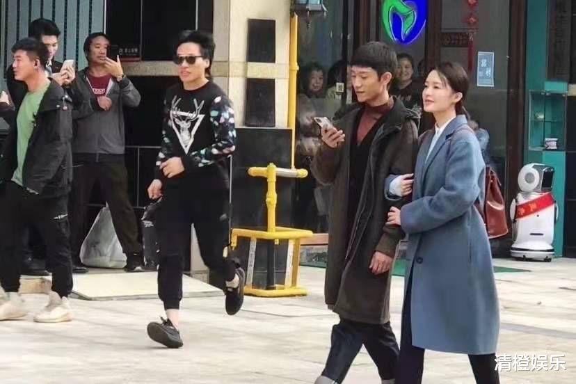 李沁|拒演《庆余年2》后，李沁新剧路透照曝光，网友：和男主像姐弟
