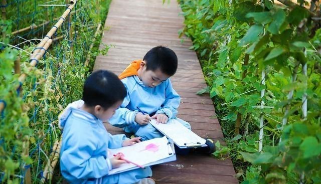 『幼儿园』幼儿园从6月2日起开学，不建议幼儿戴口罩，送还是不送？学费呢？