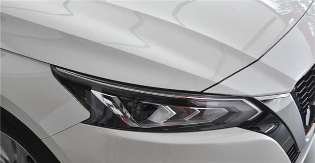 新天籁▲买辆日产新天籁2.0L怎么样？坐着比新雅阁舒服，优惠力度让人满意