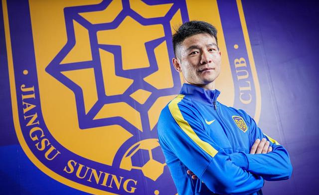 江苏苏宁|2-2！新援进球，江苏苏宁战平中超黑马，李铁现身重点考察7人状态