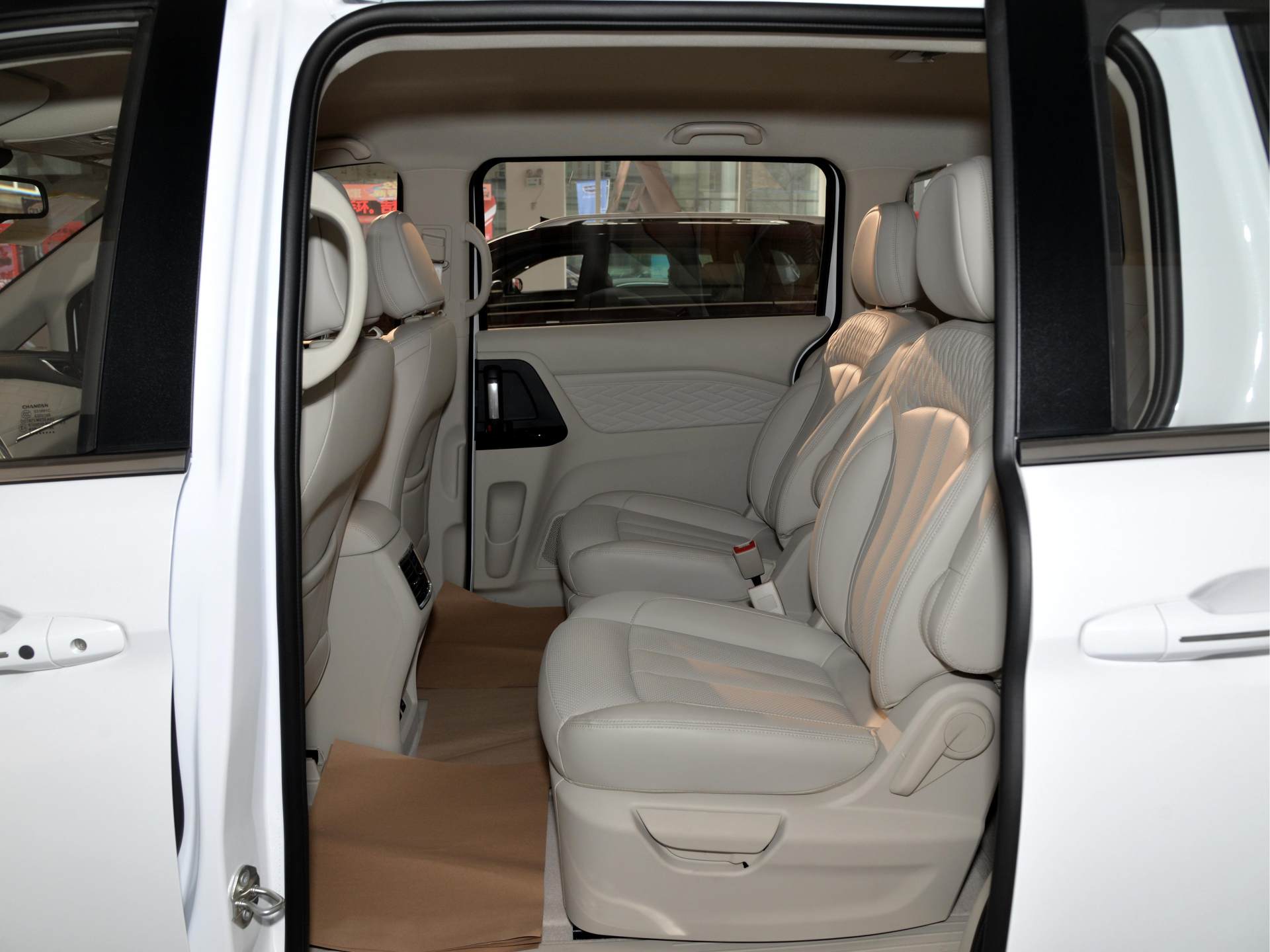 丰田凯美瑞|又一MPV火了！长安良心之作，轴距2820mm，仅7.98万起