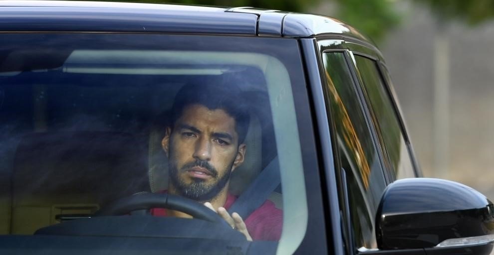 苏亚雷斯|官宣!苏亚雷斯正式离队加盟马竞,6年13冠功臣告别诺坎普!