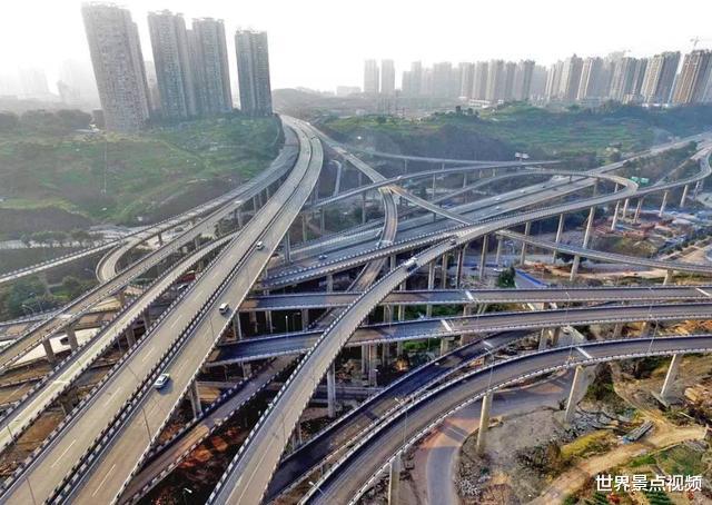 「重庆」我国不适合自驾游的城市,但却非常适合穷游,景点几乎都免费