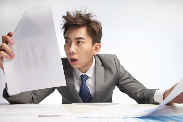 |混迹职场多年后才明白，这3样东西，原来根本不重要