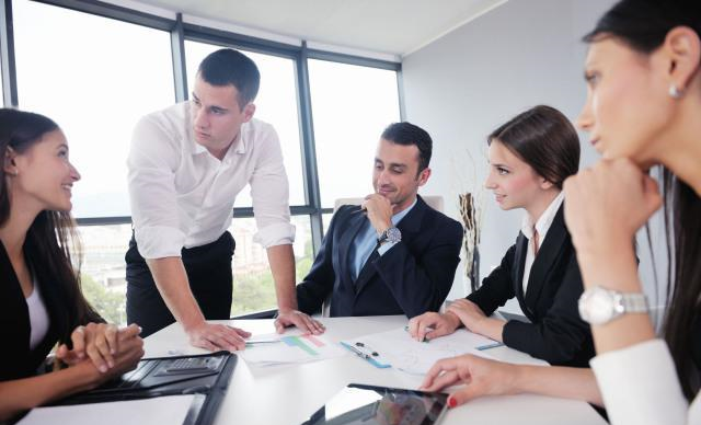 |领导让你提意见,不要乱表态,掌握这七大厚黑技巧,才不会掉坑里