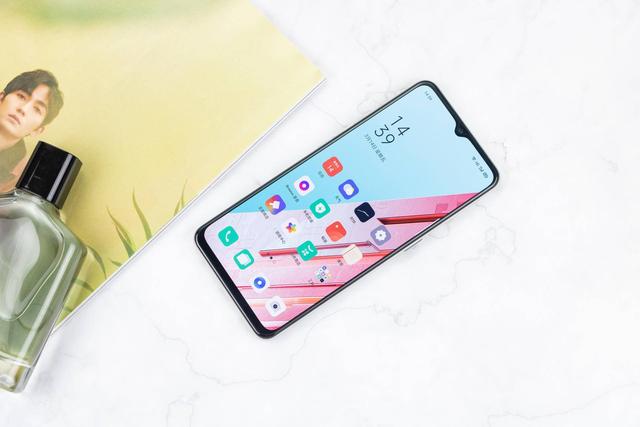 小米科技|现在懂手机的人买手机，主要看重的是哪几个方面？