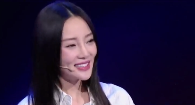 李小璐|李小璐喜欢浪漫，贾乃亮做了一件事触犯她底线，成为离婚的导火索