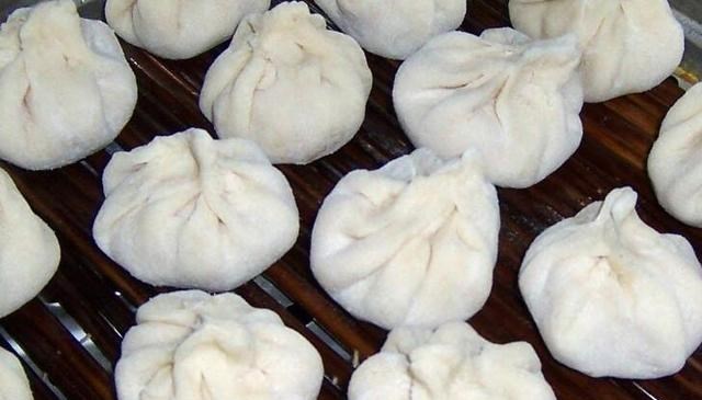 包子|7月，此菜别错过，8毛钱一斤，包成包子最好吃，比韭菜茴香鲜