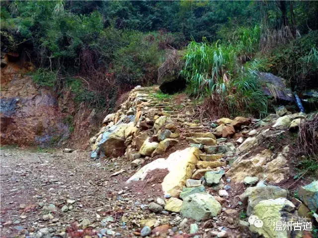 温州@温州铁坑古道，一条横亘于永嘉青田深峡的水瀑古道