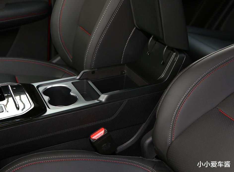 奇瑞tiggo■奇瑞野心真大，新车比奥迪q3帅气，无框对开门+电竞椅，7.99万起