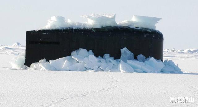 「核潜艇」核潜艇突破北极冰层上浮，有何实战意义？