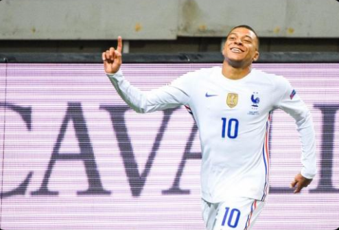 埃弗顿|9月8日足坛转会汇总，埃弗顿2500万签J罗，曼联卖8人筹钱