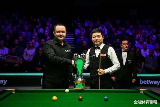 [大众探岳]丁俊晖替身4-4平世界第二，马奎尔罗伯逊轰4杆破百+，2人半场对轰