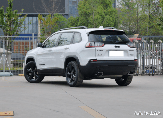 本田CRV|跌了又跌！从43万降至16万，档次完爆普拉多，买CRV悔断肠