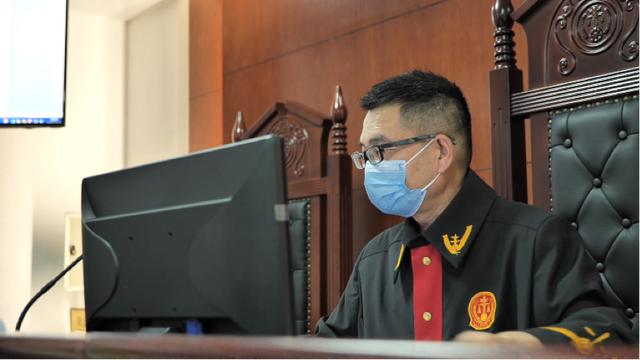 天天读报会|痛心！这位晚上开庭的法官走了