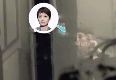 「马伊琍」马伊琍有新恋情？与神秘男约会被捏脸，亲密动作不断