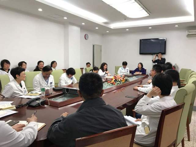 谎话@和老板关系再好,也不要相信领导的这三句谎话,老员工会辞职