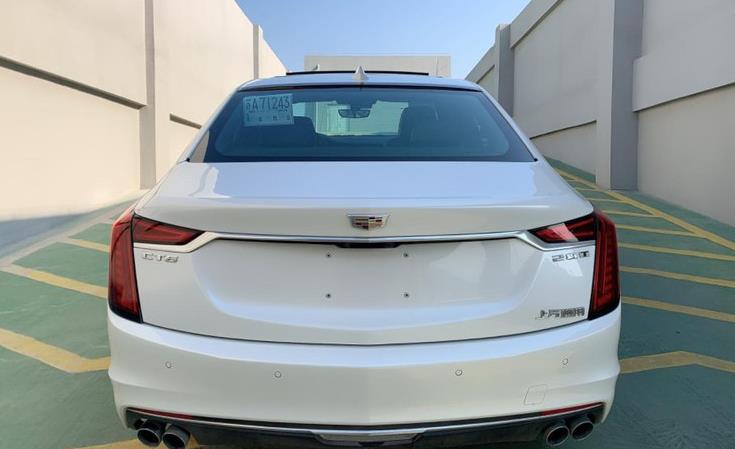 「凯迪拉克ct6」落地42.5万提辆凯迪拉克CT6，行驶1000公里后，车主说了句大实话