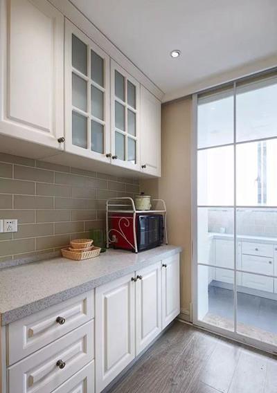 |碰到这种户型我果断入手，厨房带个阳台，打通还是封起来都是赚了