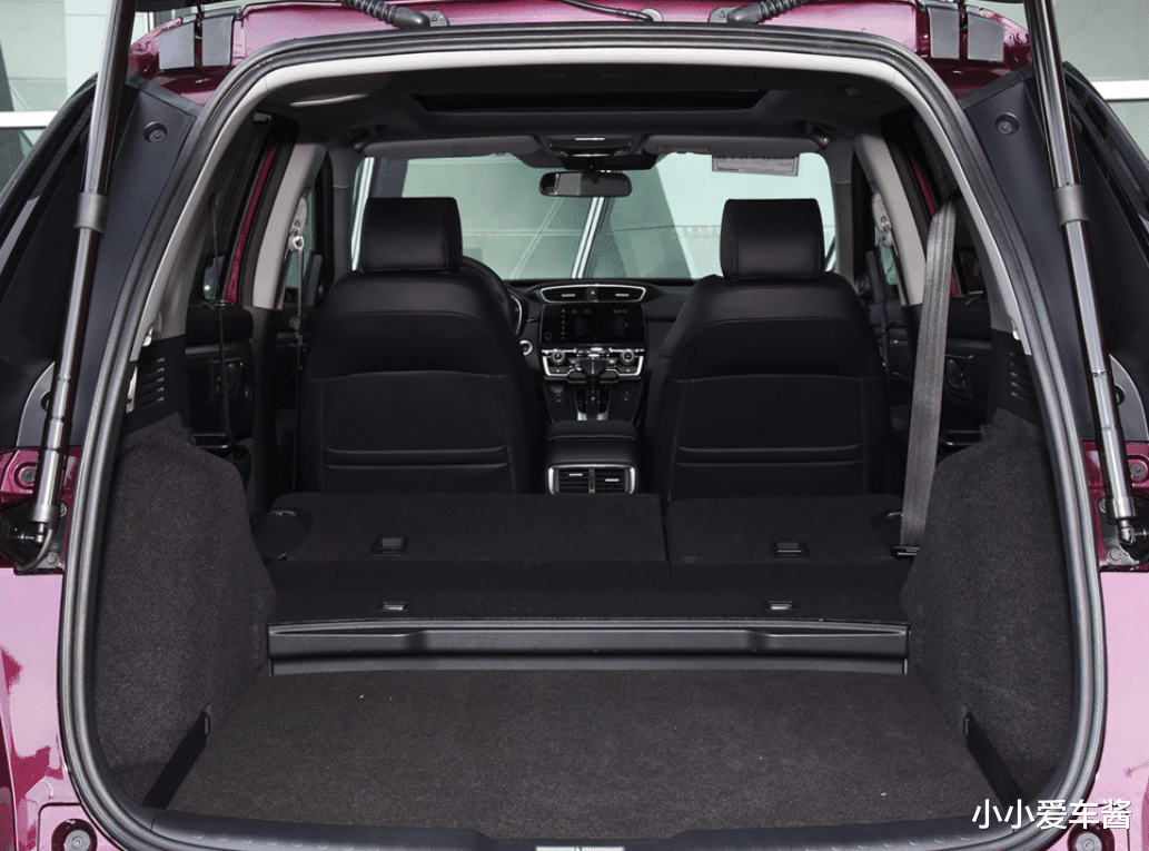 本田CRV|本田又一“走量王”！比CR-V有质感，后排放倒就是双人床，油耗4.9升