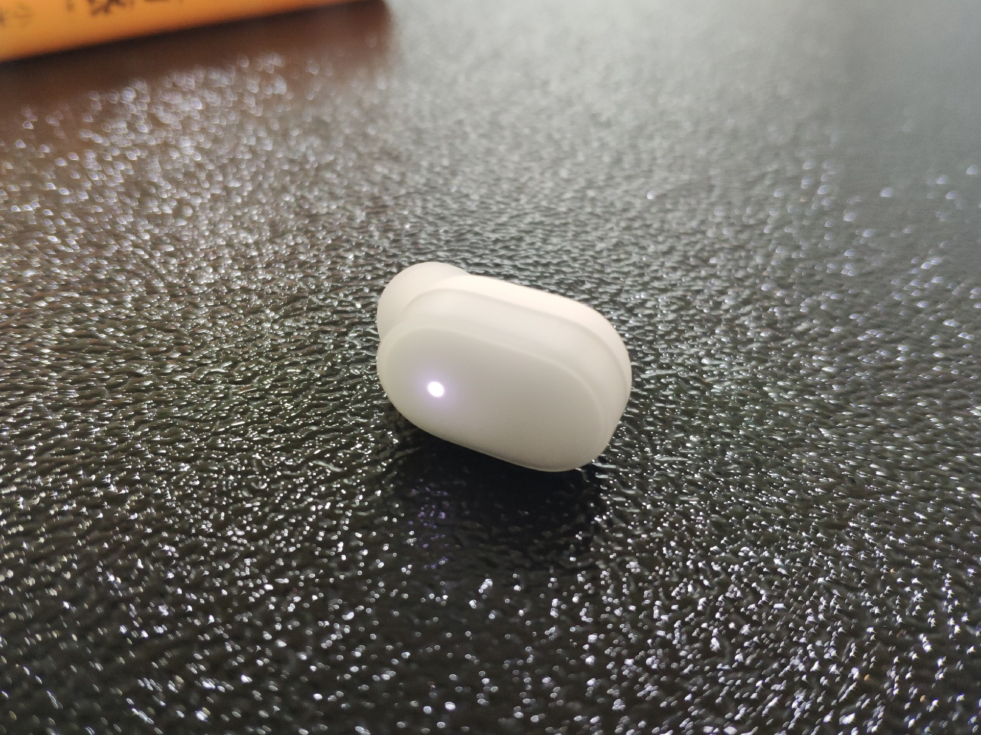 蓝牙耳机|小米蓝牙耳机AirDots青春版:简约而不简单,平价但不平凡