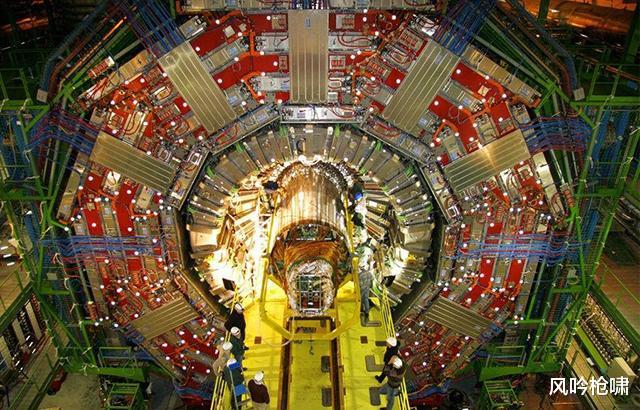 『对撞机』杨振宁反对建造的大型对撞机，王贻芳院士为何坚持要建？