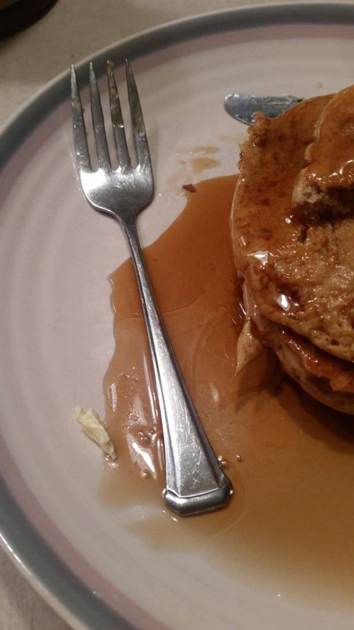 鱼片|“满心期待的玫瑰蛋糕，打开包装一看……”我差点哭了