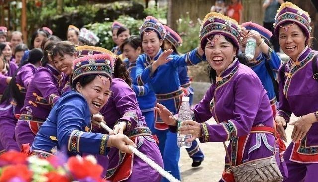 鼓浪屿|国庆“坑人”的景区：房价一晚从150涨到400，游客表示不会再去