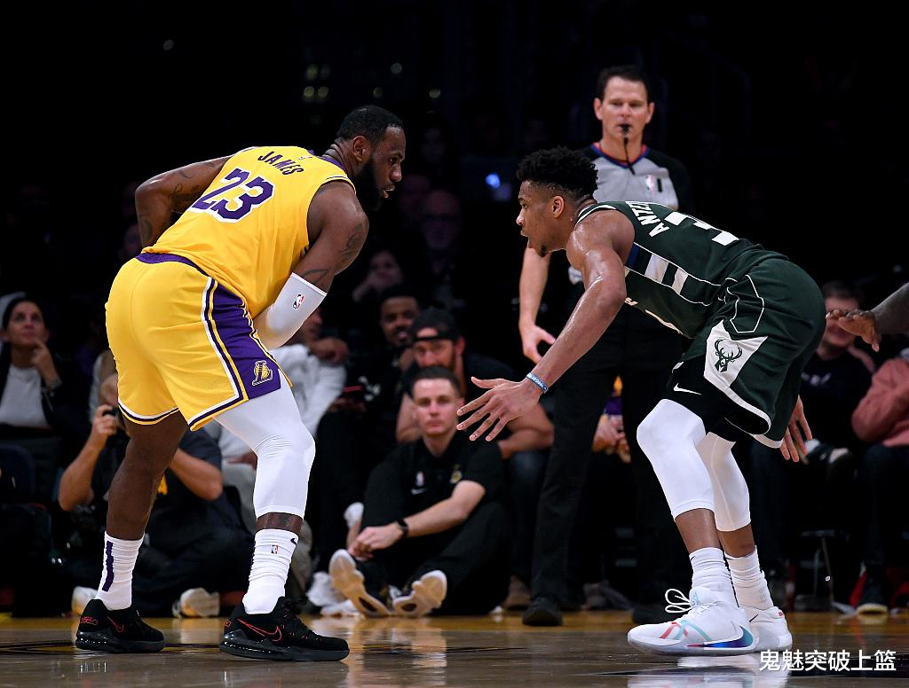 『勒布朗·詹姆斯』25+10+7+49%！恭喜詹姆斯，联盟历史第一人，湖人总冠军稳了？