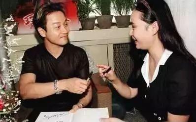 [张国荣]张国荣去世了17年，为什么难入土为安？原来墓地被另一个的演员“霸占”