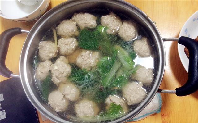 肉丸|天热,要多给孩子喝这个汤,营养又开胃,长个子的时候不要错过