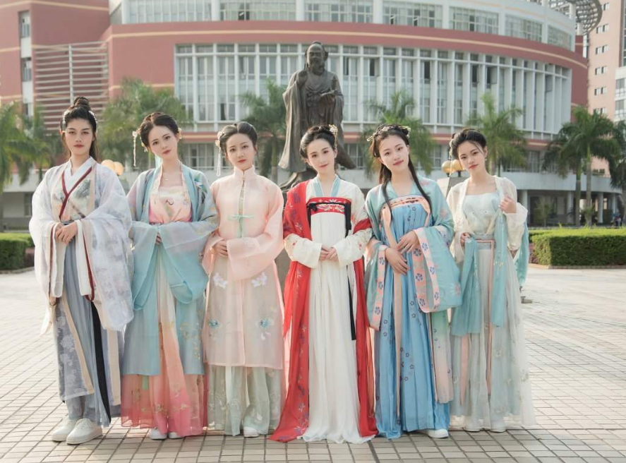 教育部|教育部：这3类考生不能参加明年高考，学长学姐推荐这3东西也别买