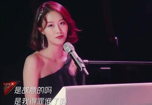 王瑶|蓝盈莹战狼人设再翻车?被扒慷他人之慨让c位,黄龄吃了个哑巴亏